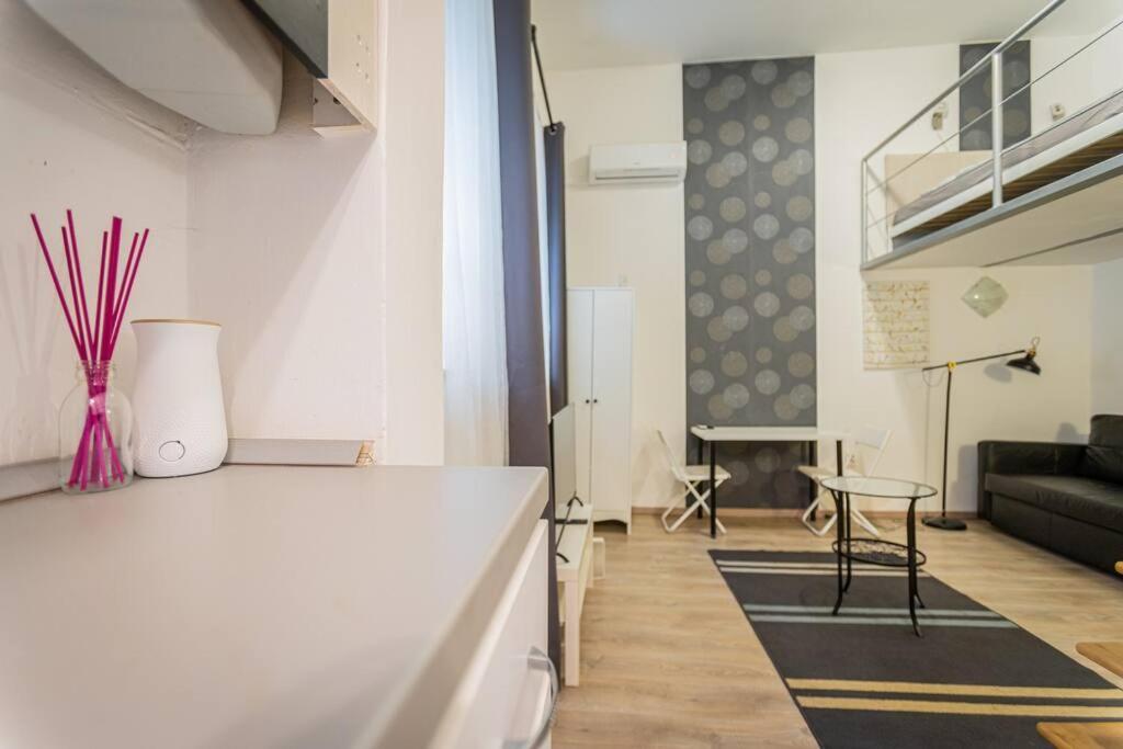 Cozy Apartment In Sip Str., Luna Budapest Exterior photo
